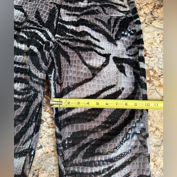 Candies snake print embossed jeans sz 11 wide leg pants NWT python animal print - Picture 8 of 9